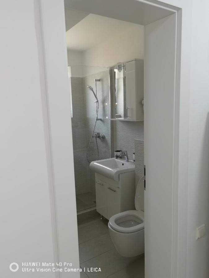 Garsoniera De La Mare Apartment Мангалия Екстериор снимка