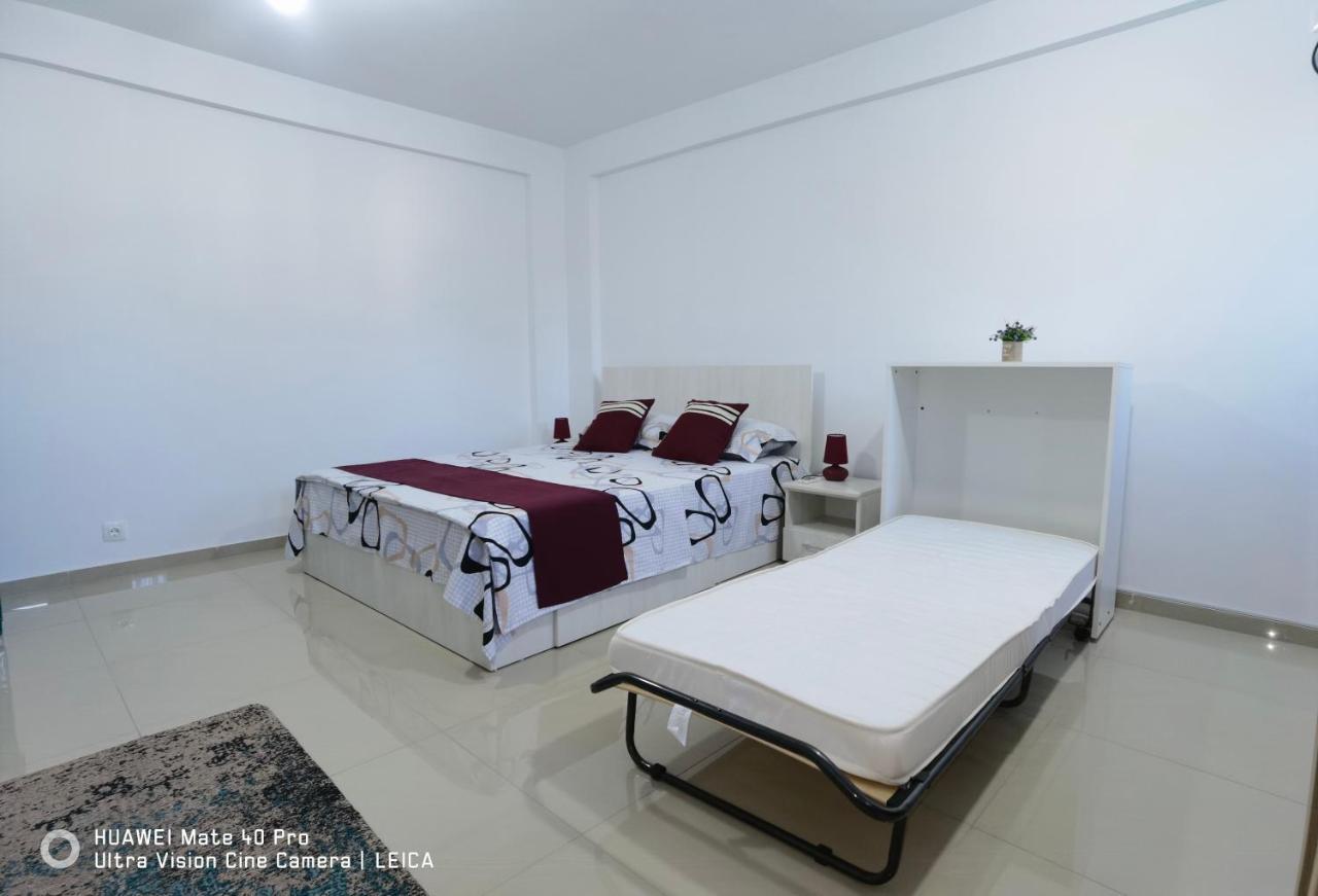 Garsoniera De La Mare Apartment Мангалия Екстериор снимка