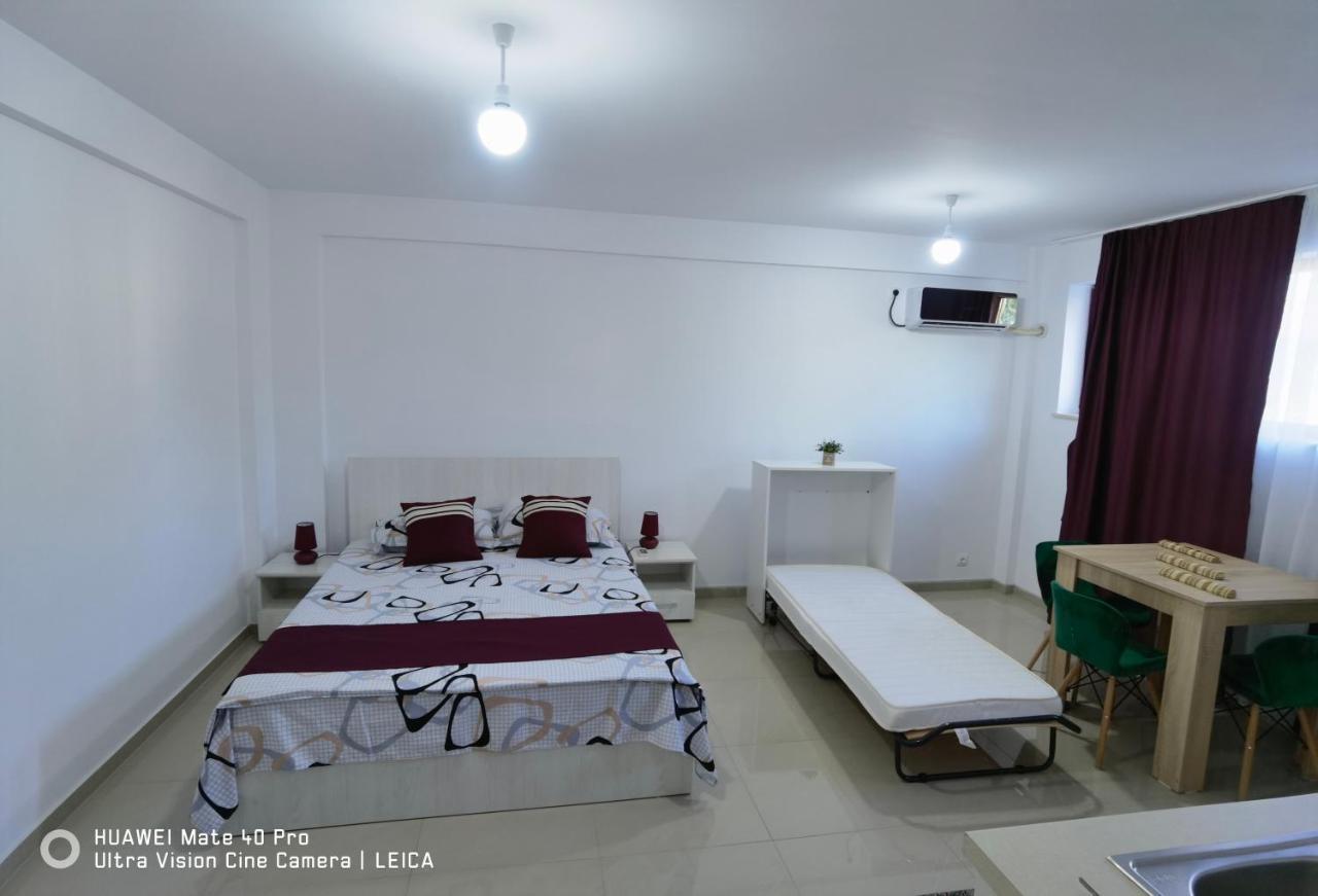 Garsoniera De La Mare Apartment Мангалия Екстериор снимка
