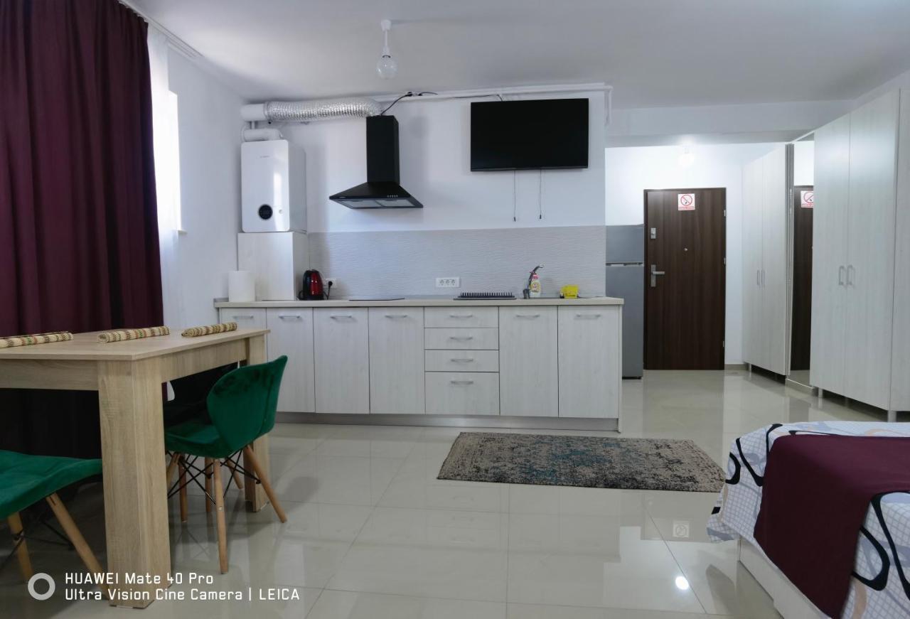 Garsoniera De La Mare Apartment Мангалия Екстериор снимка
